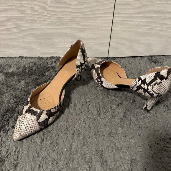 Geox Pumps - Picture 2 of 3